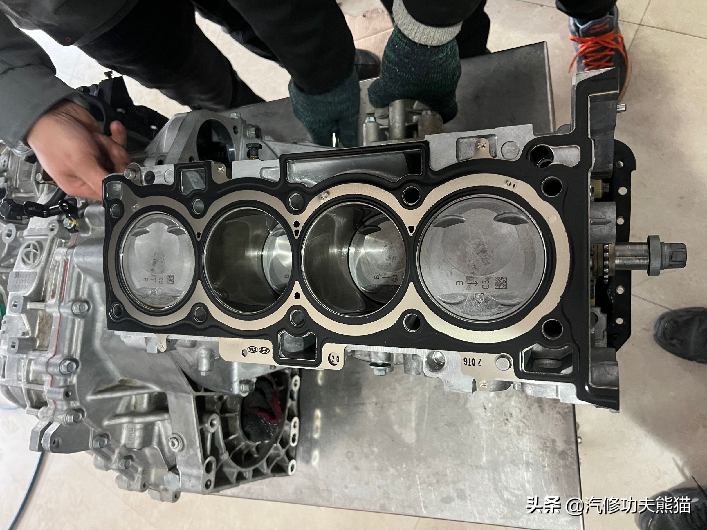 全新胜达大修,现代全新胜达9万公里烧机油