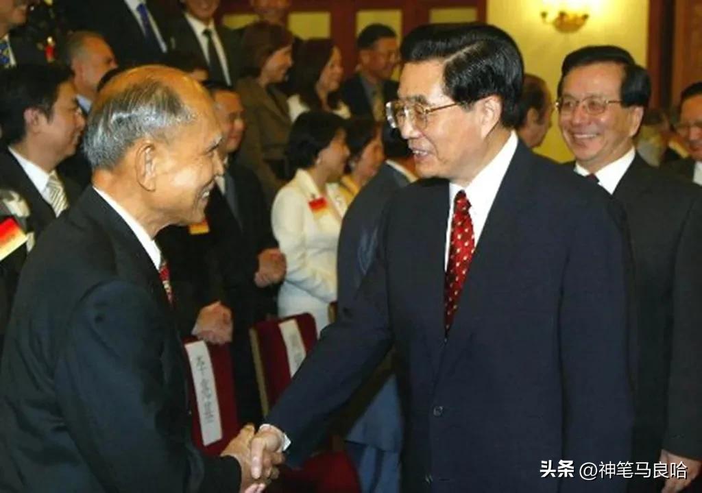 郭晶晶遭港圈贵妇嫌弃公公,郭晶晶到底给霍家带来多大影响