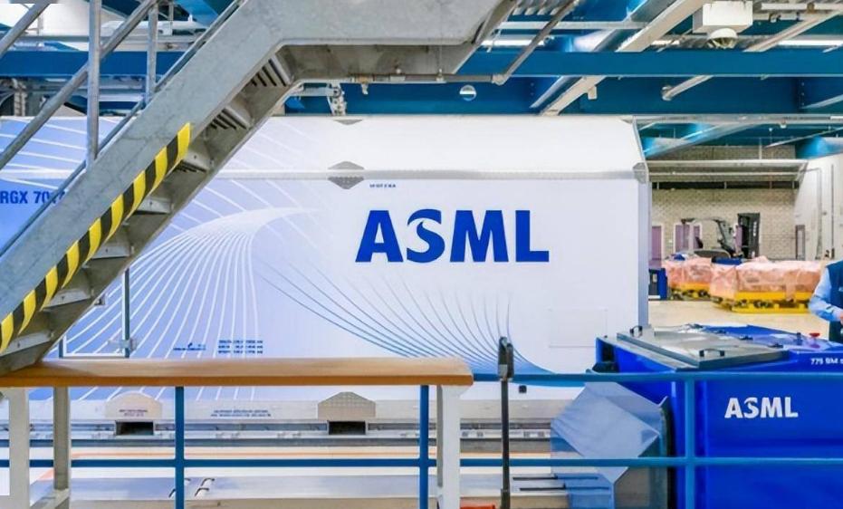 日本可以购买最先进的光刻机吗,日本可以独自制造光刻机吗