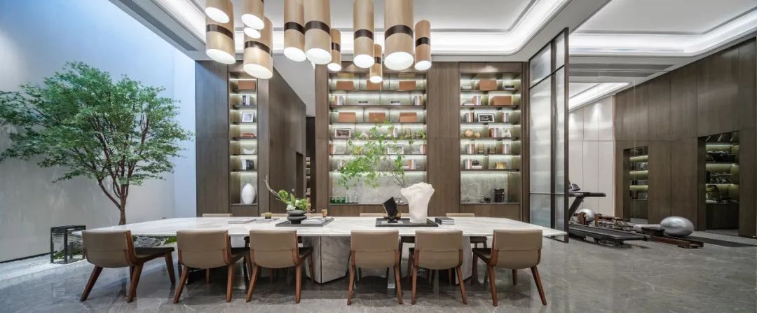 中骏破题，“卷”出独一份超级空间