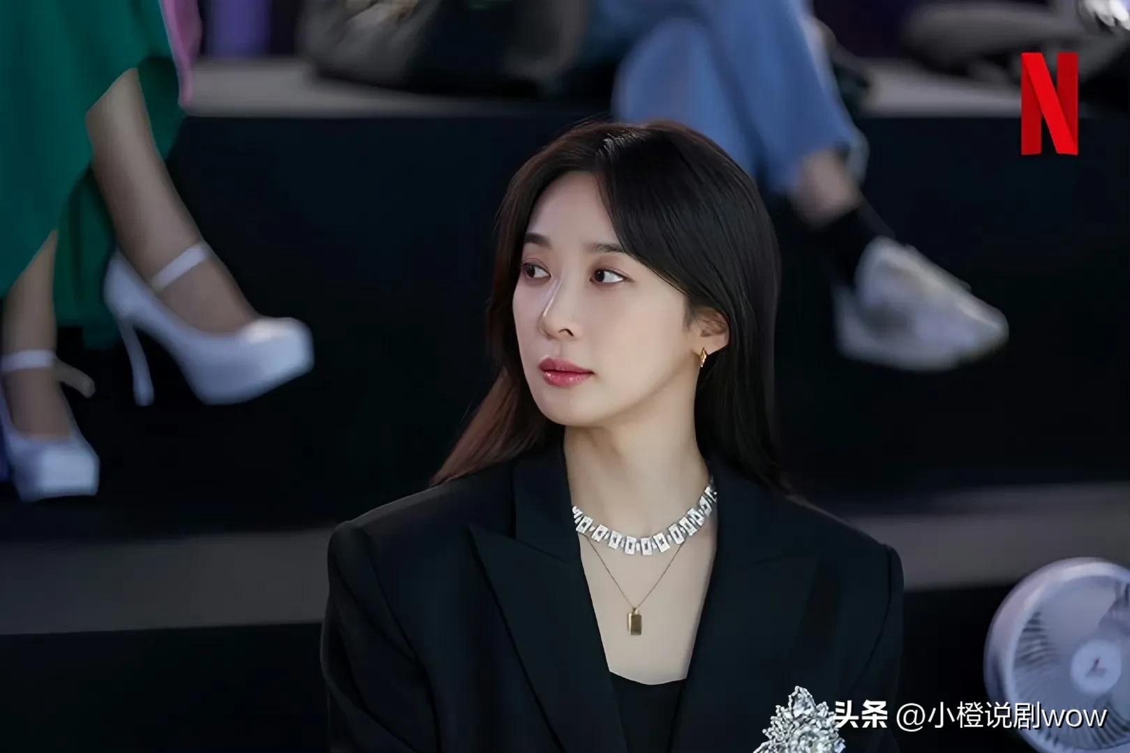 因为奇葩的脱鞋技术，果断刷了韩剧《绝世网红》整个价值观崩塌！