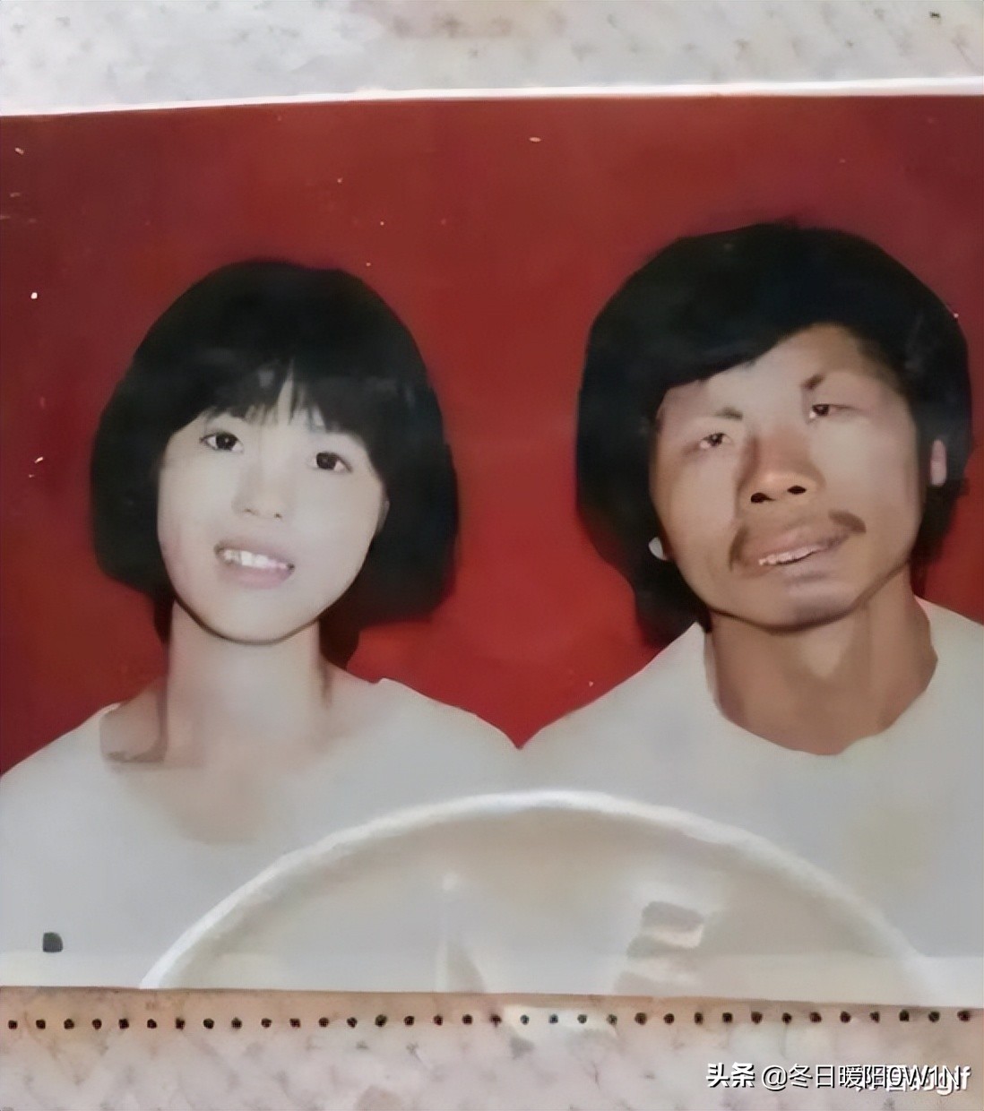 “帮表弟理发，不小心碗歪了，这下可咋办？”哈哈哈