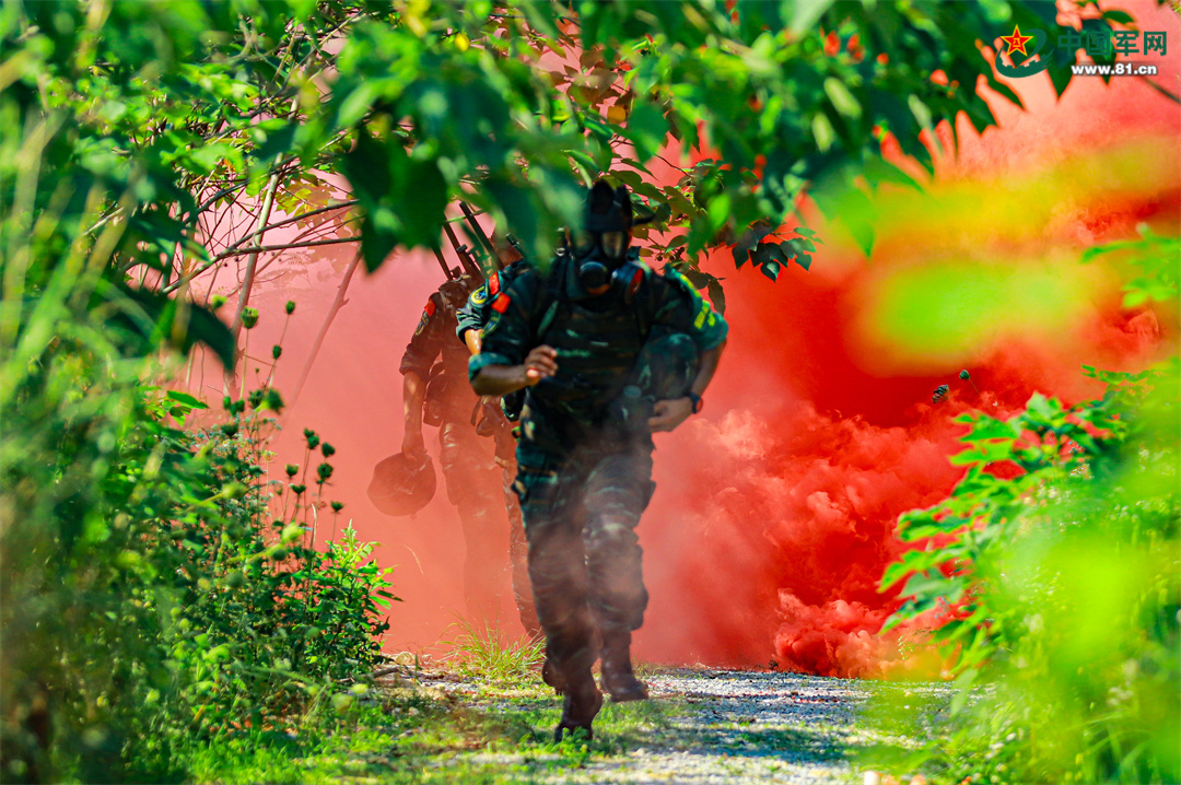 高手对决！直击*警武**安徽总队巅峰比武