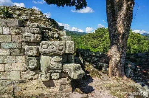 玛雅艺术文化，在文创产品中具体的应用研究