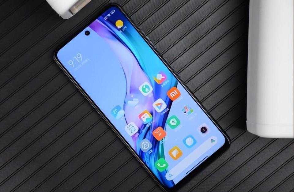 值得购买的几款手机性价比超级高,最新10款性价比比较高的手机