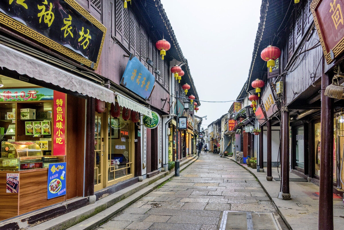 4月暖和自驾游适合去的地方,这个季节适合去哪旅游自驾