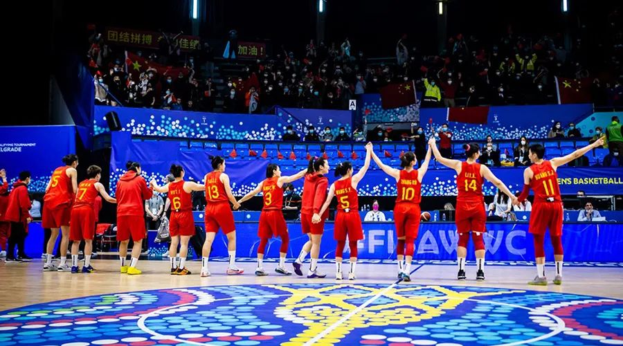 中国女篮永不言败,中国女篮姑娘们击败日本