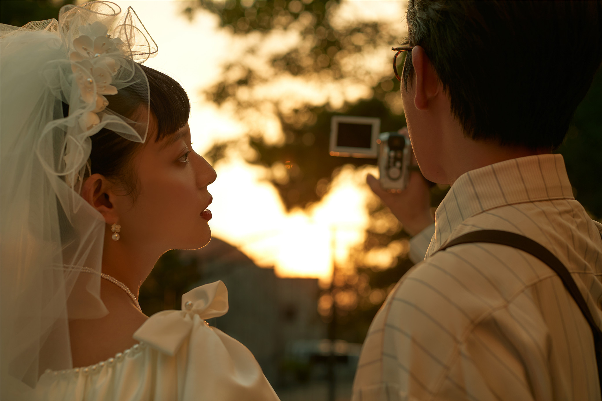 拍婚纱照价格和注意事项,拍婚纱照需要多少钱合适