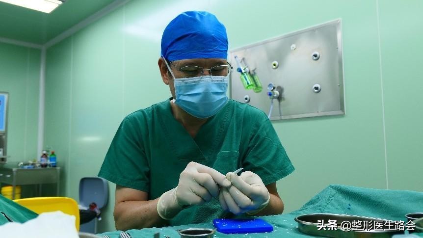 全脸整形记录恢复过程,女孩整形全过程