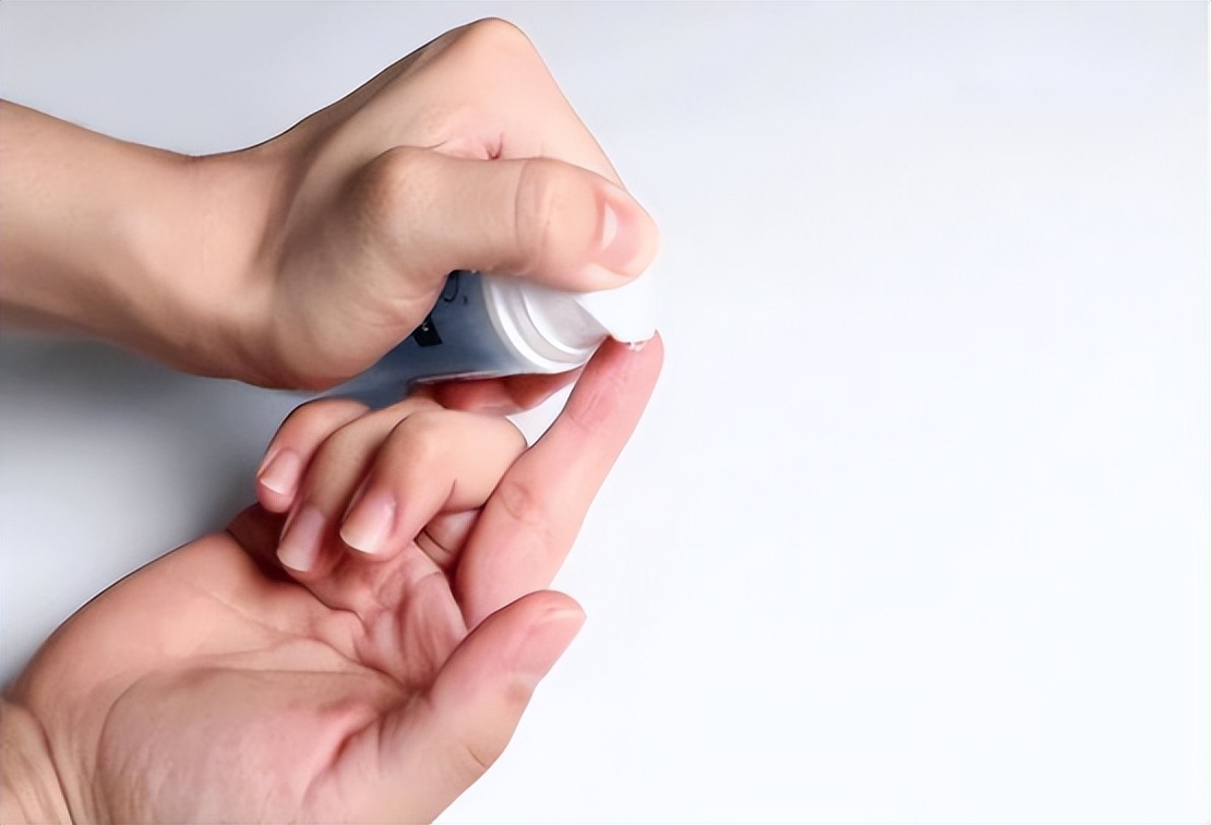 用润滑剂，是不是对身体不好？正确使用才能避免伤害，4点要做好