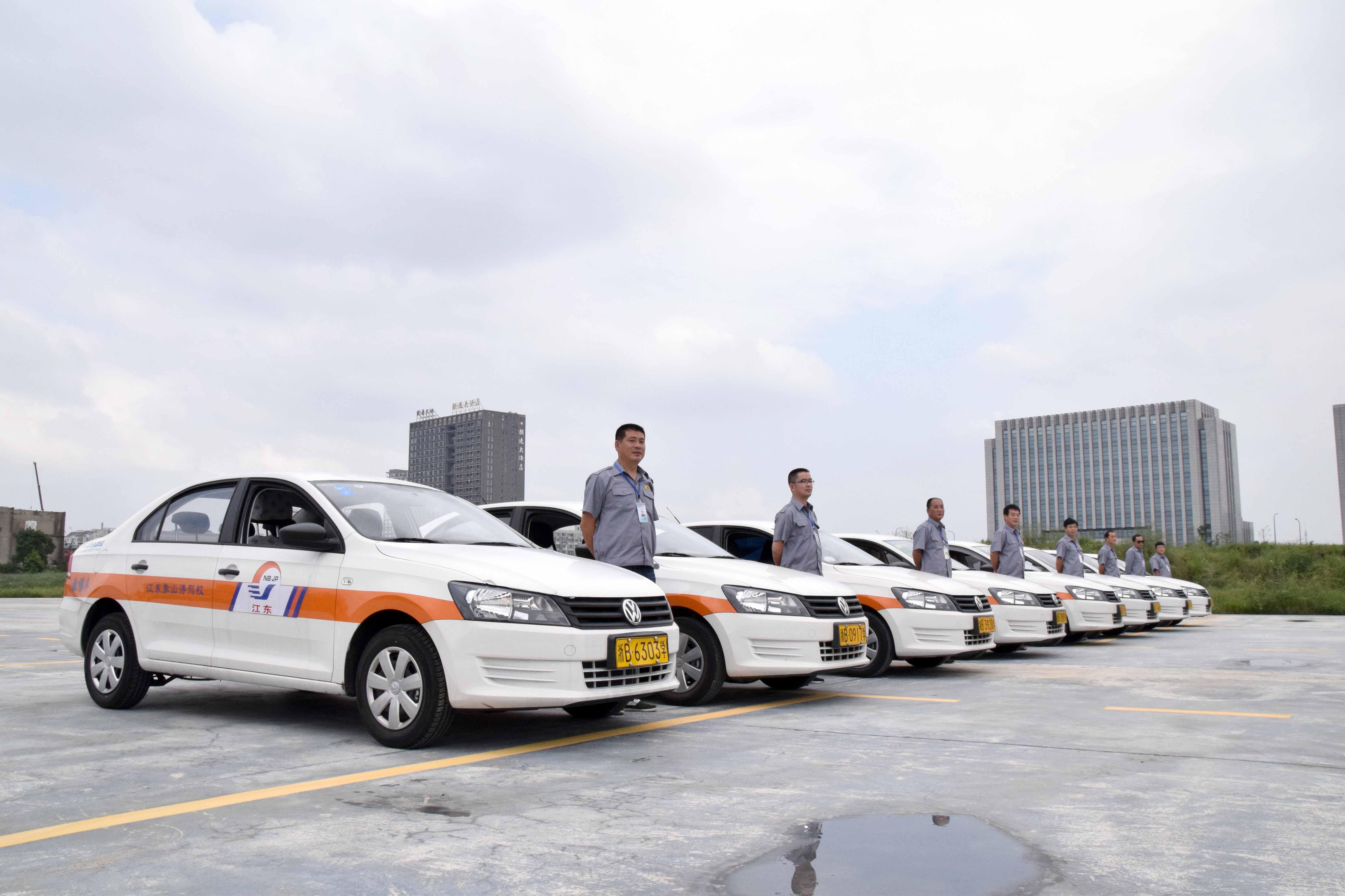 “黑驾校挂靠正规驾校”借鸡生蛋