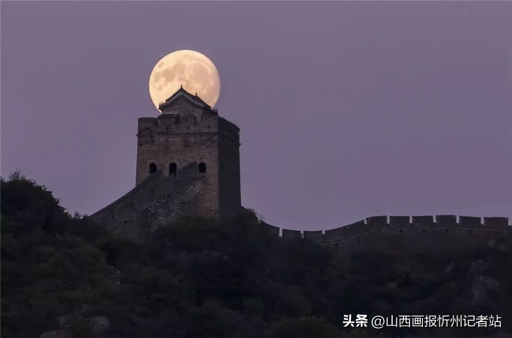 从未见过的绝美景点,长城摄影师