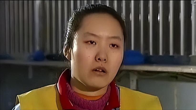 女护士遭医生强奸,联合男友将其当街砍死,死到临头为何高兴落泪