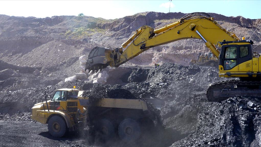 国产最大的挖掘机有多大,国产最大挖掘机有多大