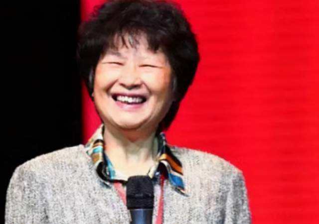 世界女乒冠军梁丽珍：一生未婚，晚年独居养老院，除夕夜孤独去世