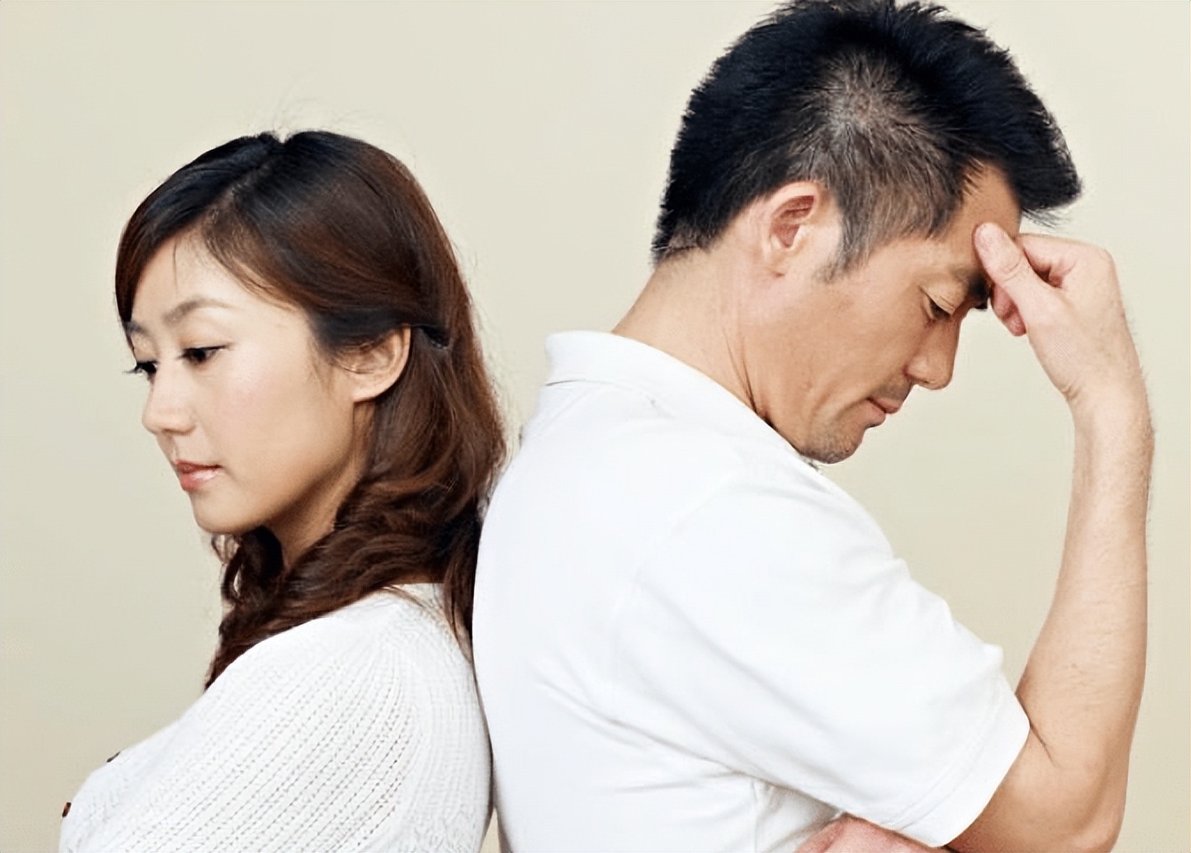 女性阴道干涩，要注意什么问题？会不会影响夫妻感情？