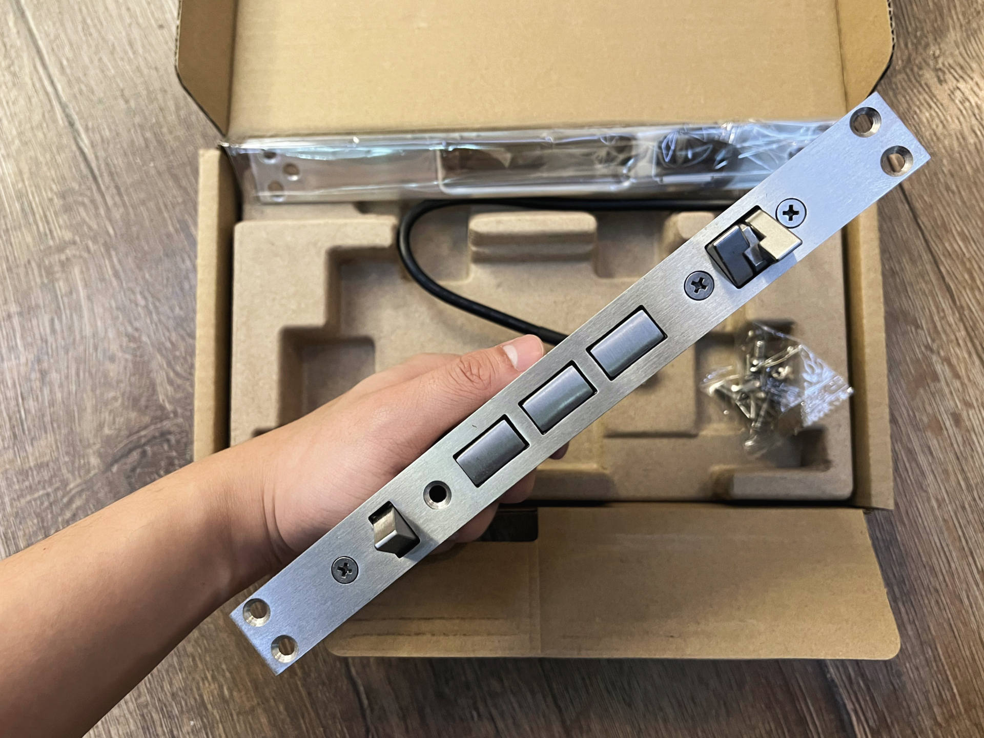 小米全自动智能门锁添加指纹,小米最新款人脸识别智能门锁缺点