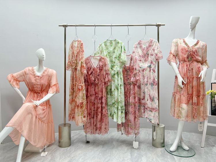 妗戣殨涓濊繛琛ｈ澶忚,澶忚妗戣殨涓濊繛琛ｈ