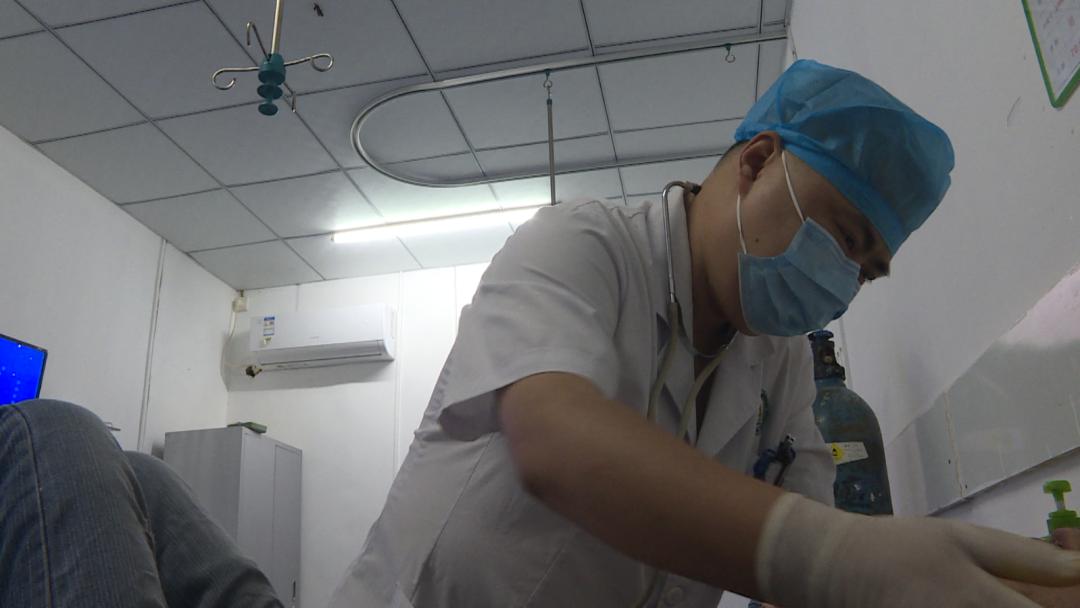 最美医务工作者事迹简介,致敬最美医务工作人员