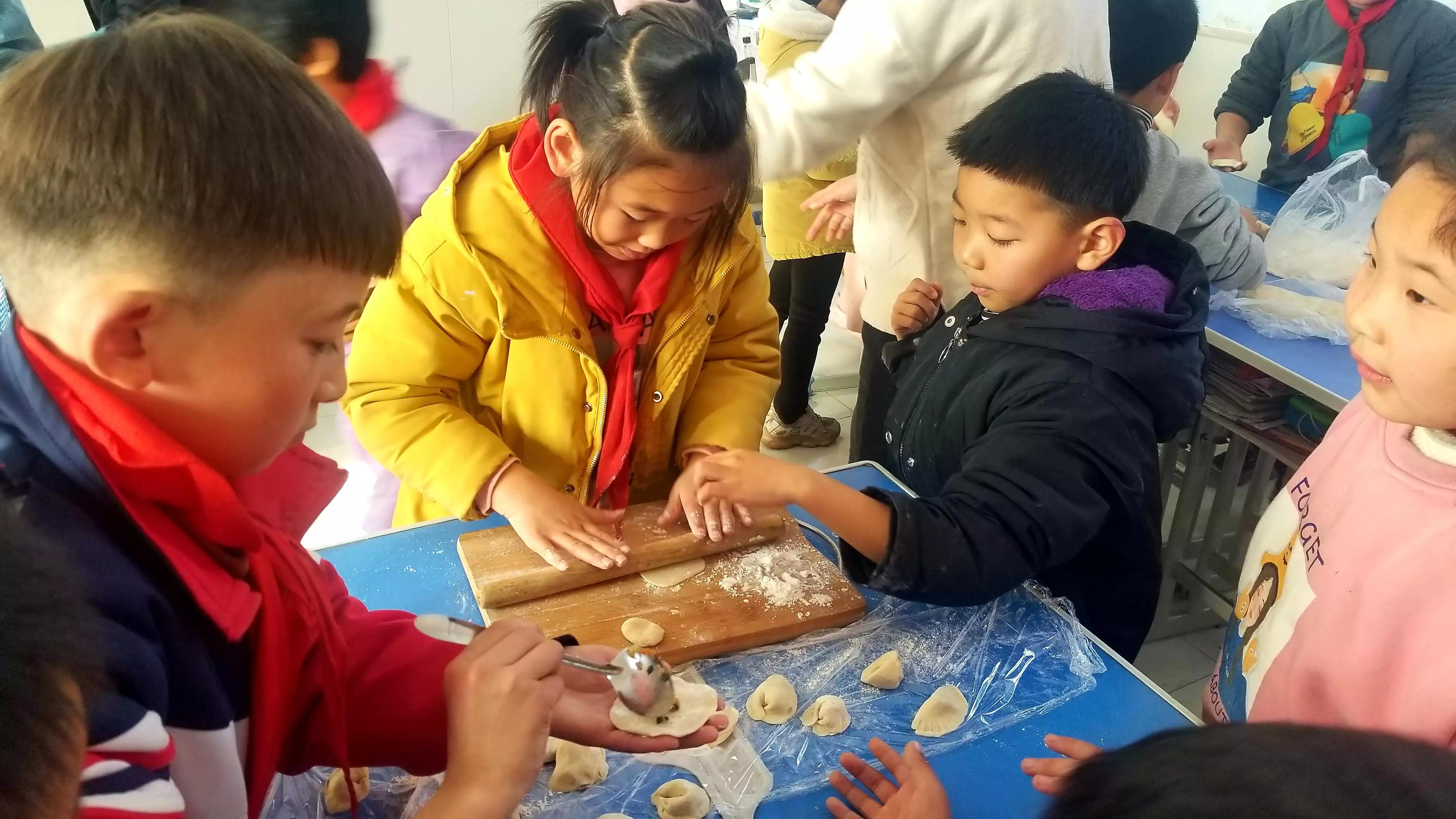 学校开展冬至活动信息简报,冬至活动家长参加