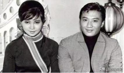 谢贤和李小龙合影站c位,谢贤李小龙曾江合影