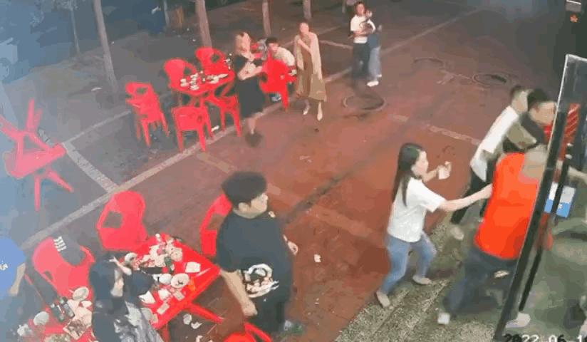 唐山被打女子鉴定为轻伤啥叫轻伤,被打女子伤情鉴定官方