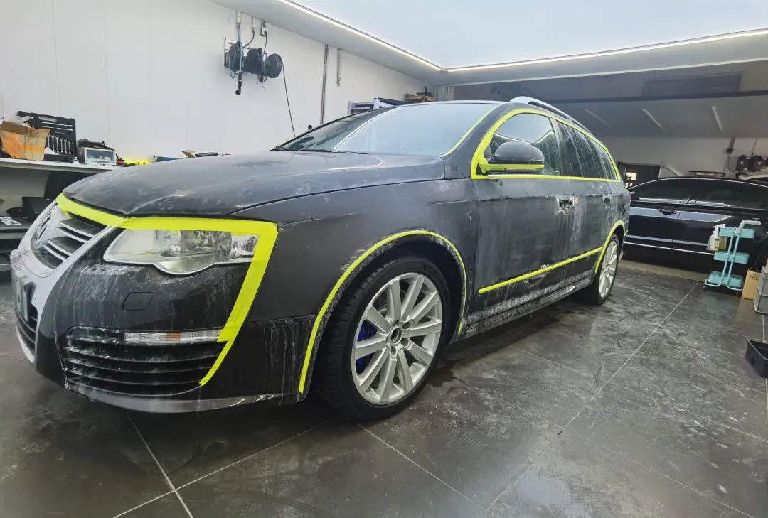 r36翻新改造全过程,大众r36这么老的车怎么还卖这么贵