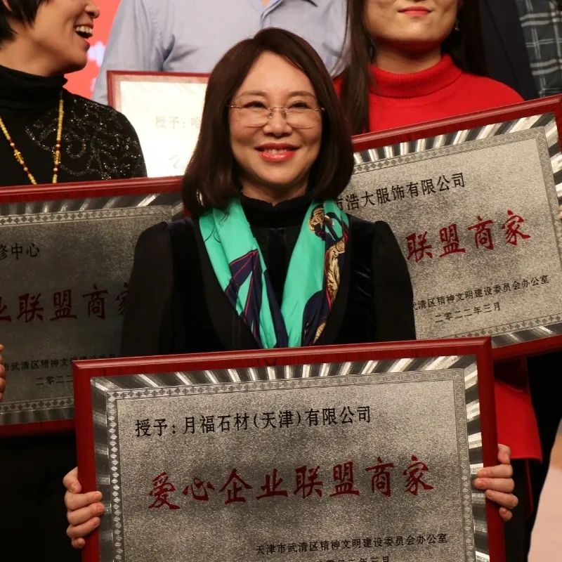 志愿之花绽放在春天里,让志愿之花在朝阳大地上昂首怒放