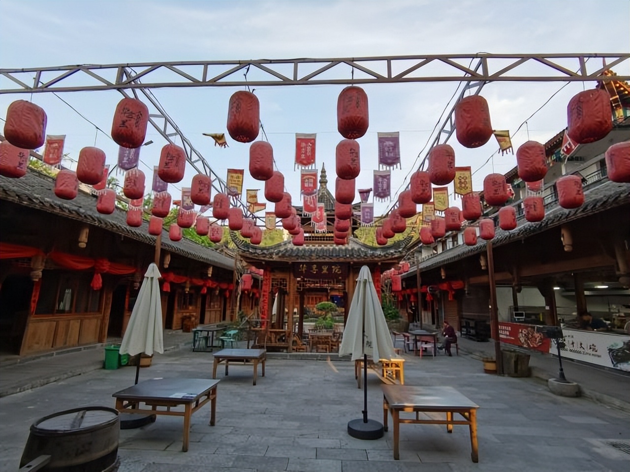 西安到恩施自驾沿途哪些旅游景点,恩施哪个景点不用爬山的路线好走