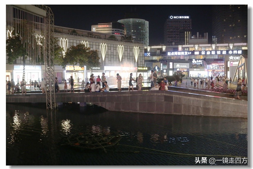 宁波天一购物广场,宁波特色天一广场