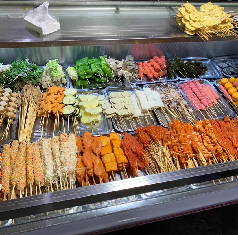 摆小摊真的能挣到钱吗,过节摆摊卖小东西能赚多少钱