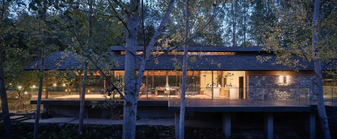 农村自建石头房,农村深山石头房