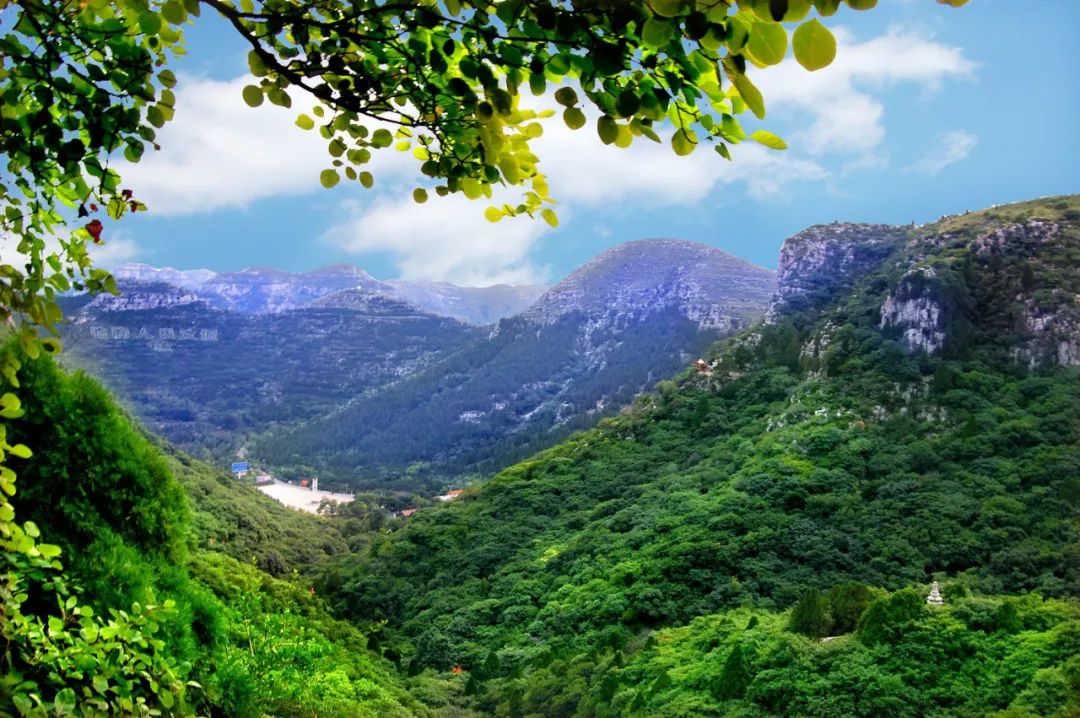 夏天清凉旅游线路推荐,暑假热门旅游线路推荐