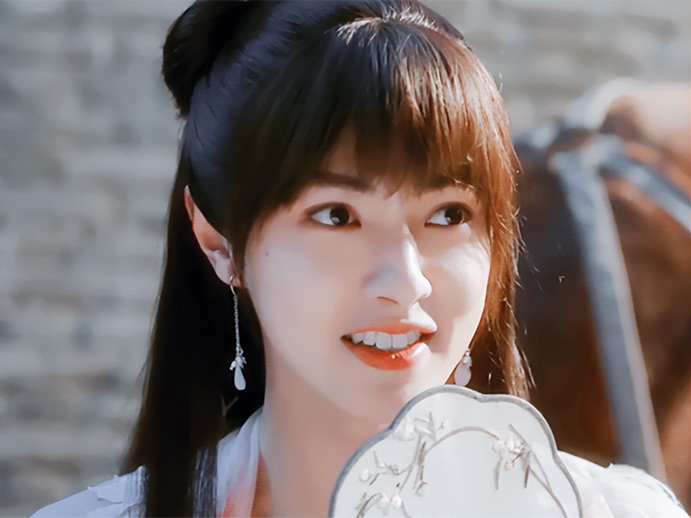 男扮女装最丑的十个男星,男扮女装惊艳的男星