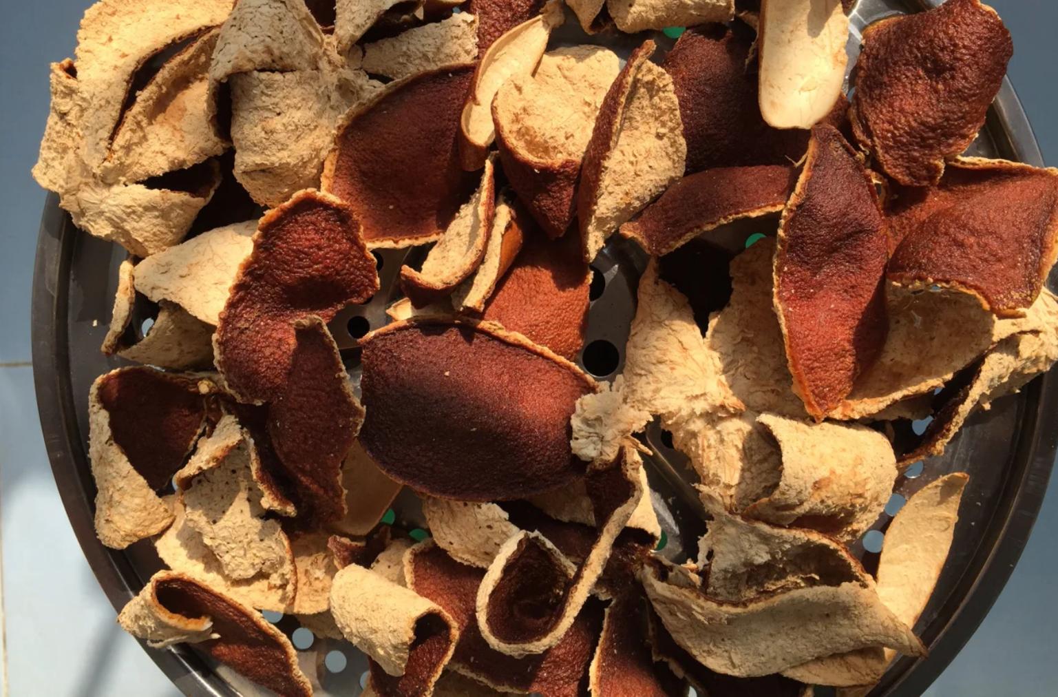 橘子皮千万别扔这样用效果惊人,橘子皮的三个使用小妙招