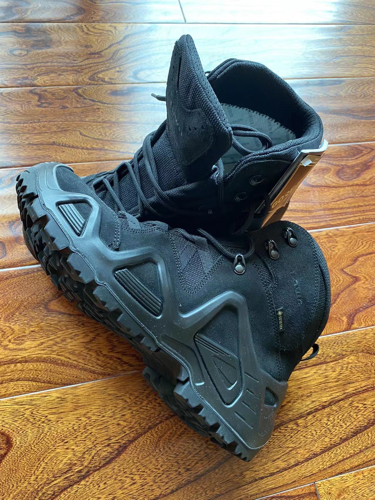 lowazephyr测评,户外lowazephyr战术靴搭配