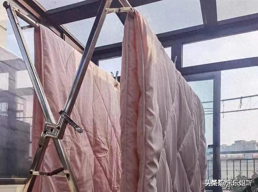 羽绒被暴晒会长虫子吗,羽绒被暴晒还有味道吗