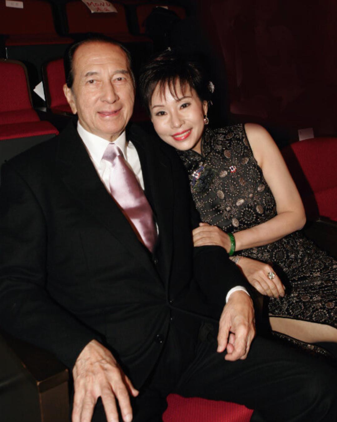 蓝琼缨因为什么去世,赌王二太蓝琼缨传奇的一生