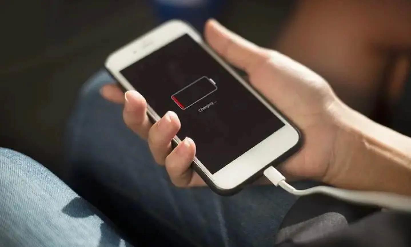 手机要怎么充电才能延长电池寿命,手机应该怎么充电不损害电池寿命