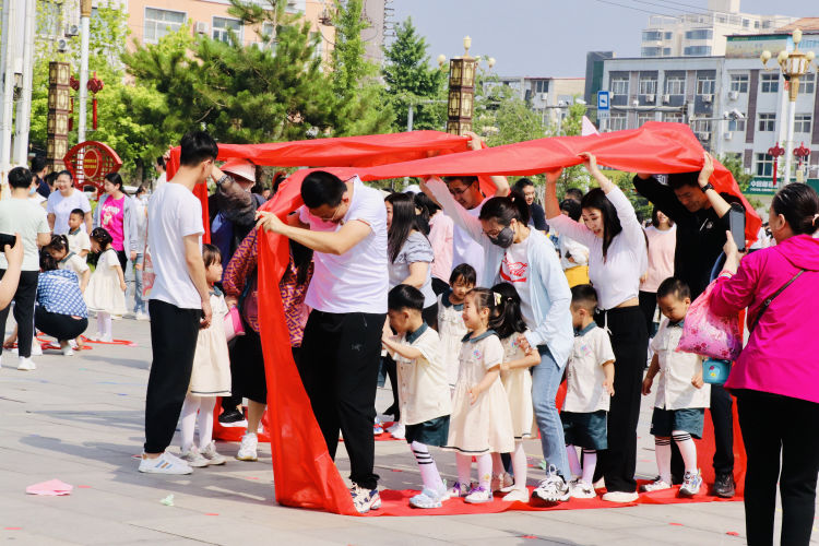 大手牵小手运动会育才幼儿园,幼儿园亲子运动会主题大手牵小手