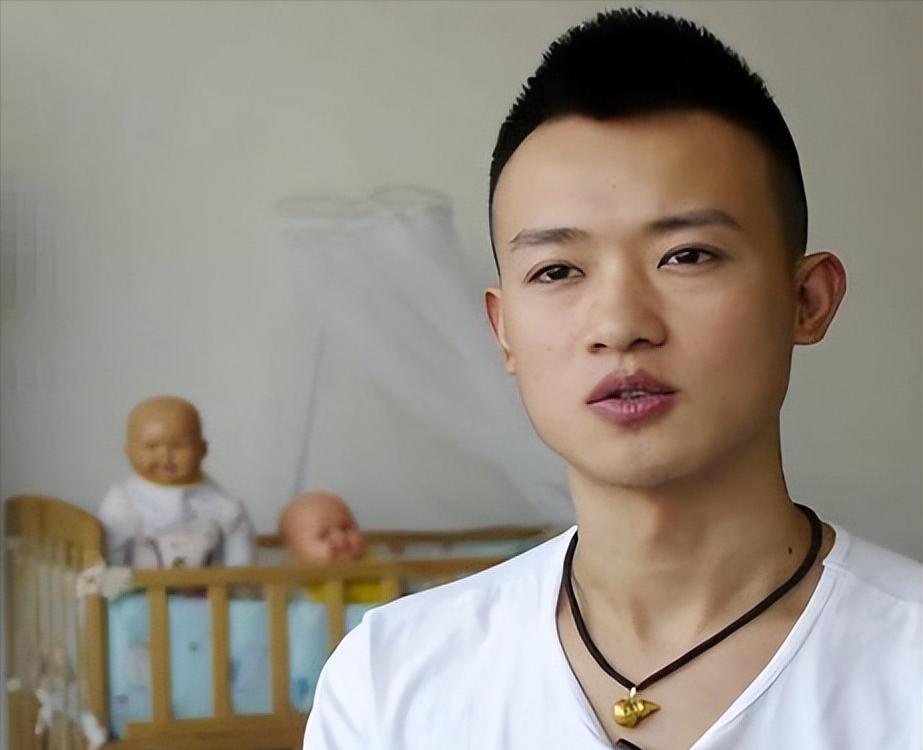 做催乳师一个月挣多少钱,90后小伙做催乳师