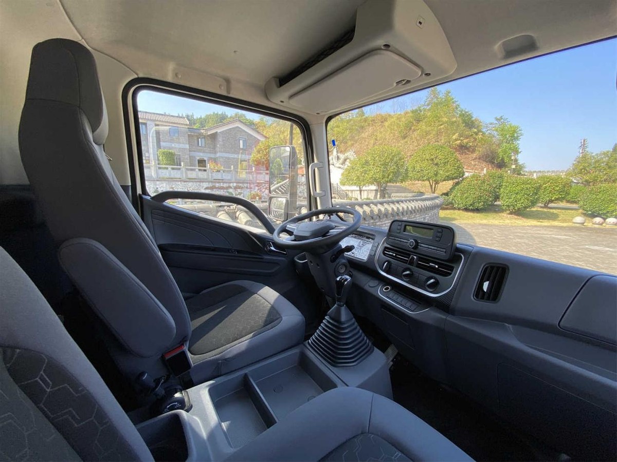 江铃新凯运轻卡最新款,新款江铃凯运宽体试驾