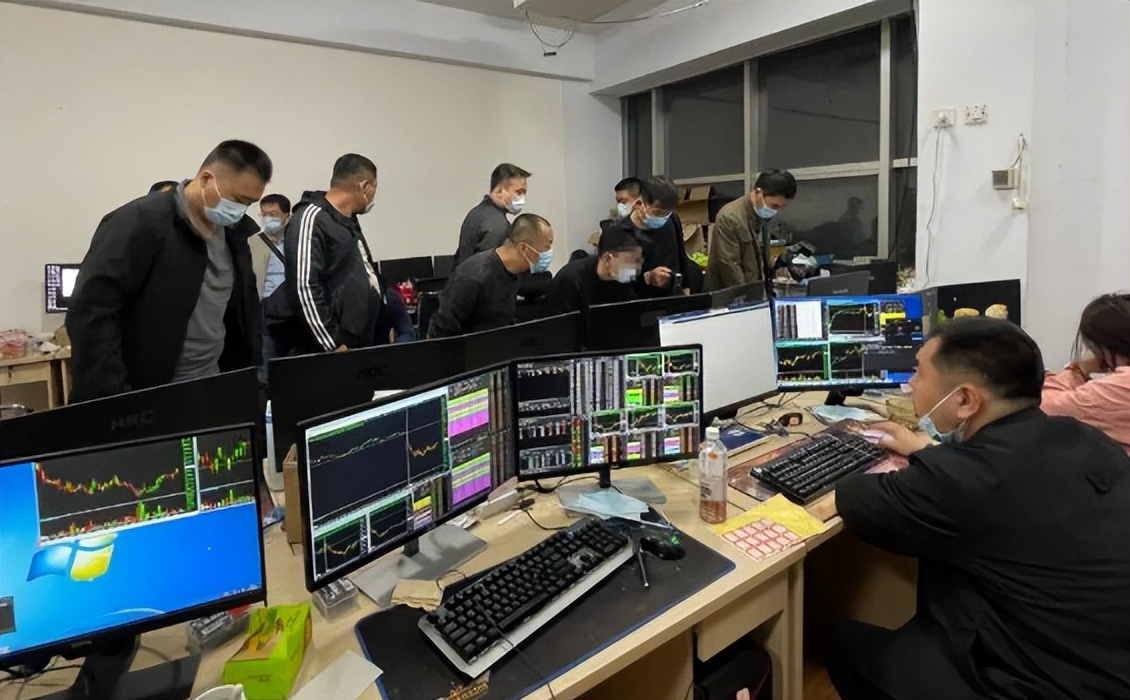 22岁小伙两年获利80亿卖彩票,湖南小伙发现彩票秘籍