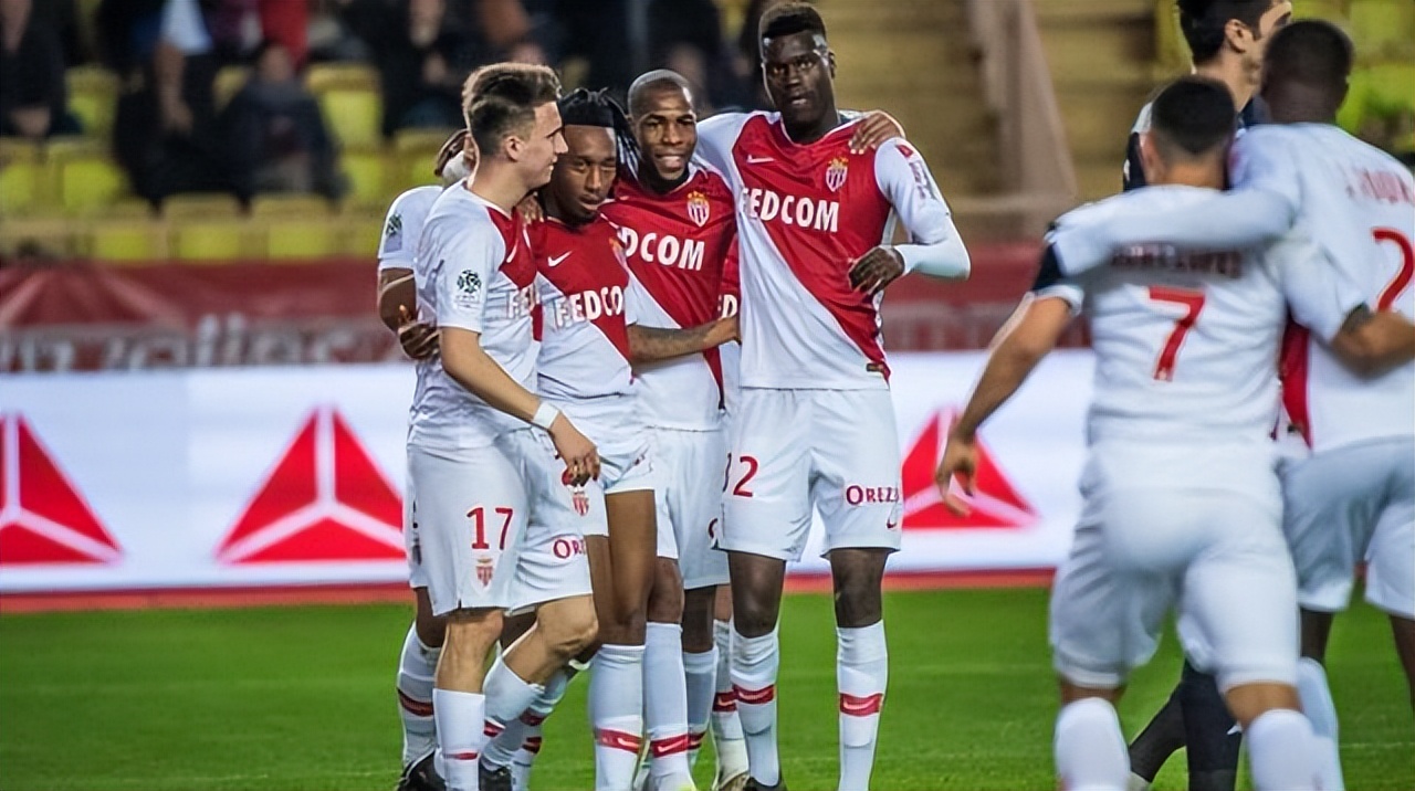 法甲第一名,大巴黎法甲连冠再添一冠