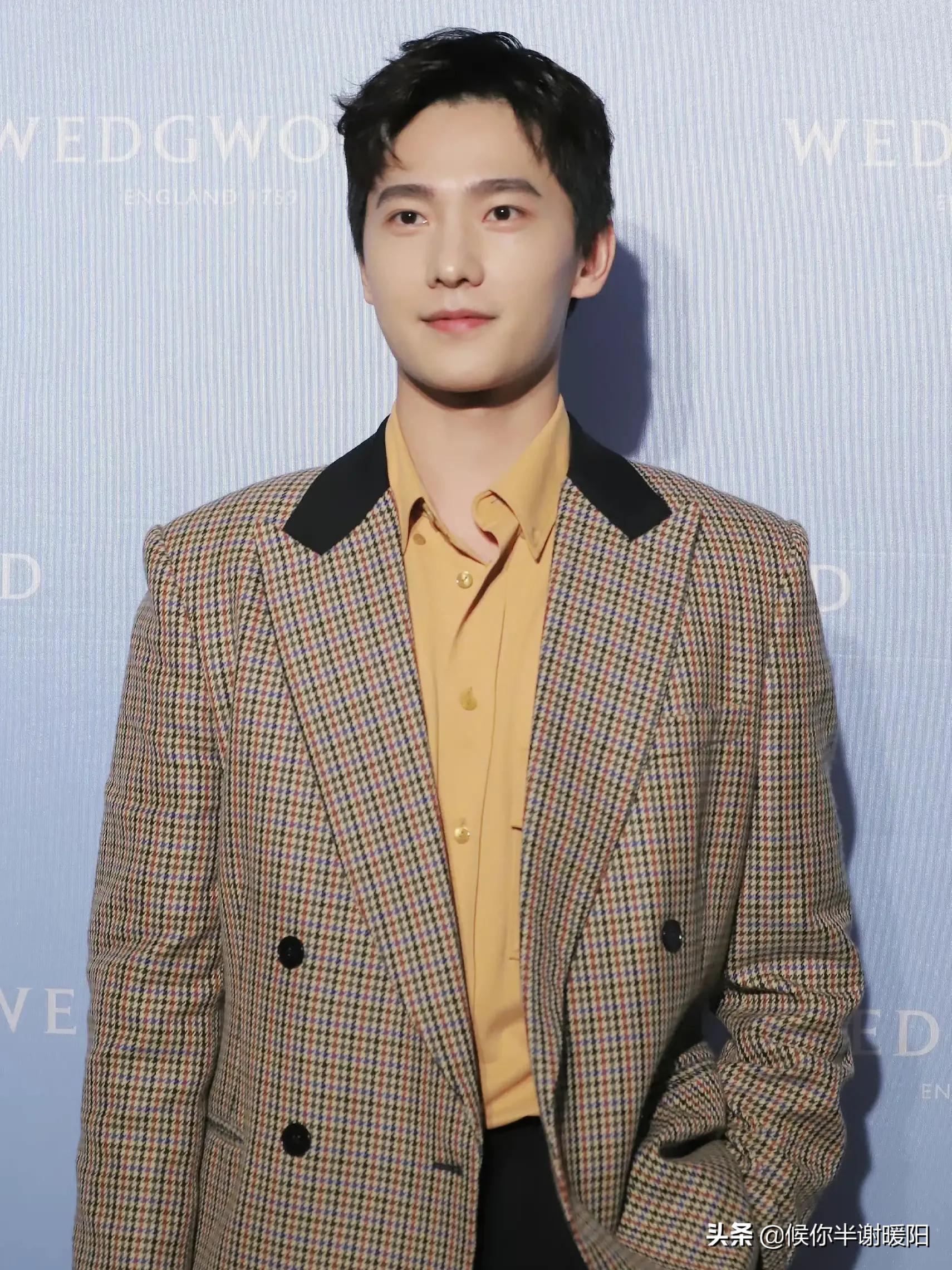 男生冬季穿搭高级感白敬亭,白敬亭王一博冬季穿搭