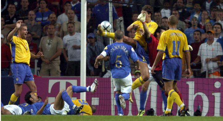 伊布谈为穆里尼奥战死,穆里尼奥会重召伊布首发吗