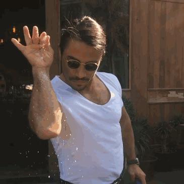 非洲野味入侵全球:中国吃货在这种巨型蜗牛面前,压根狂不起来