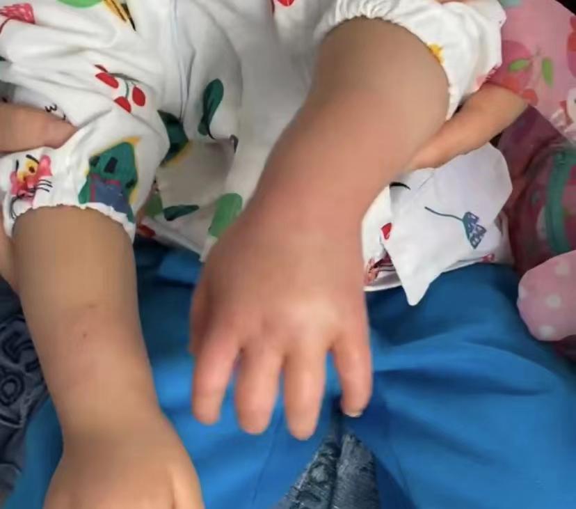 静动之间，“疫”起守护！264个小时，他们把这道“防线”，筑到群众心坎上