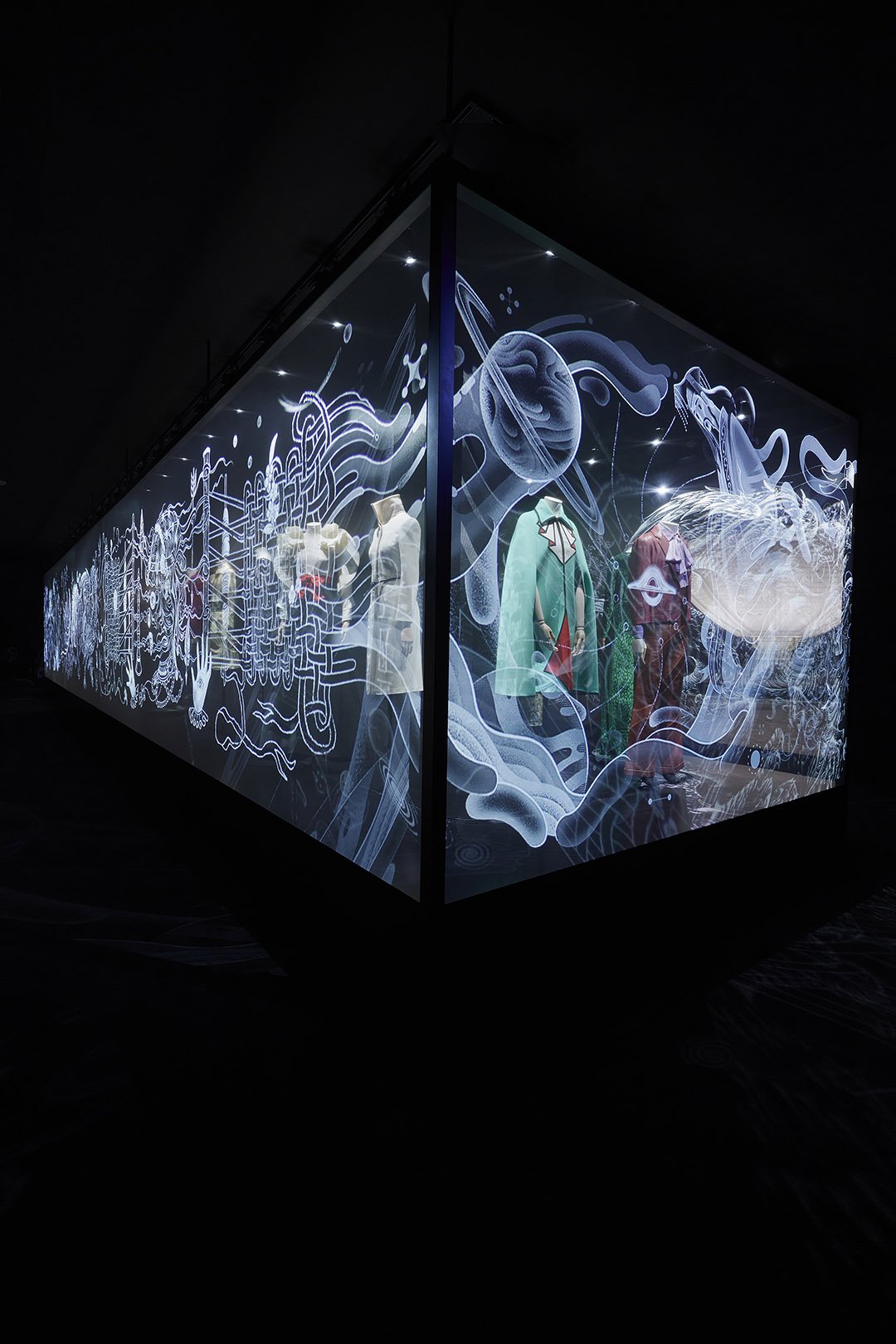 李宇春倪妮鹿晗肖战虎年大片,肖战李宇春倪妮古驰