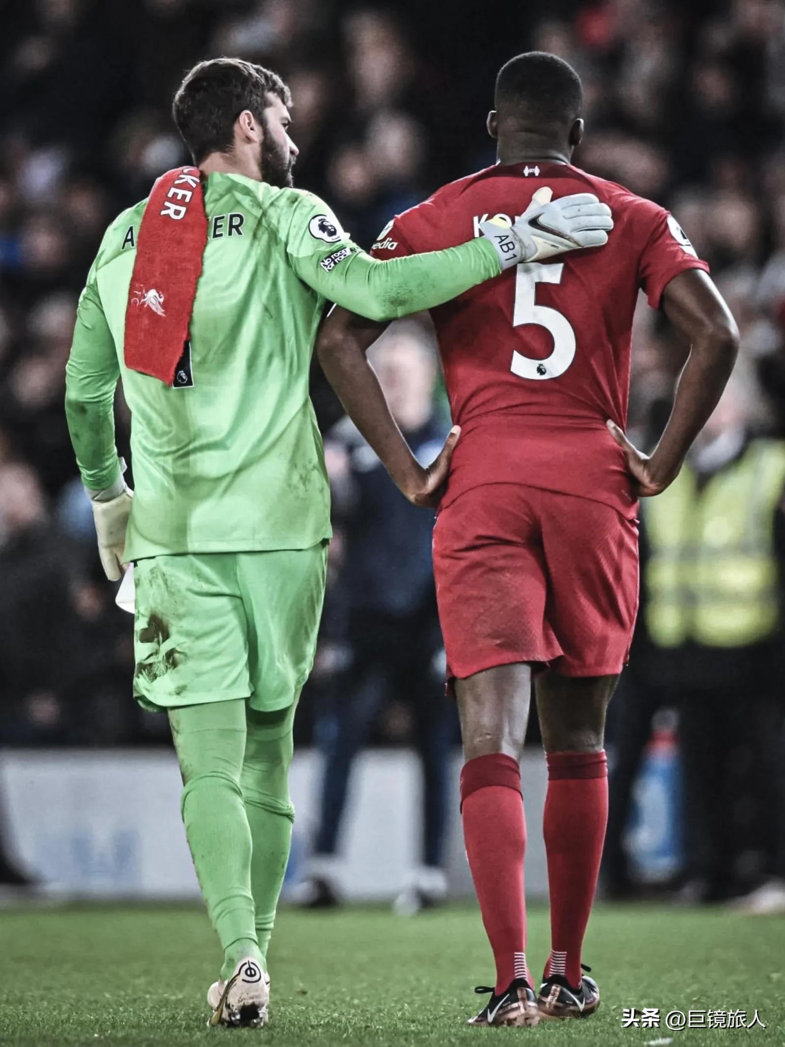 马丁内斯和布冯神奇扑救,布冯vs马丁内斯谁更厉害